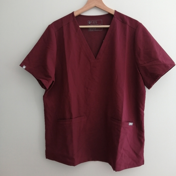 NWT Figs Casma 3 Pocket Short Sleeve Scrub Top Burgundy XL - Picture 3 of 16